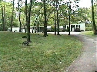 Building photograph for 525 MUNGER LN